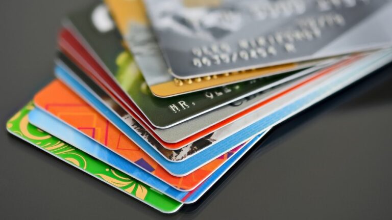 Quais as vantagens de um cartão corporativo